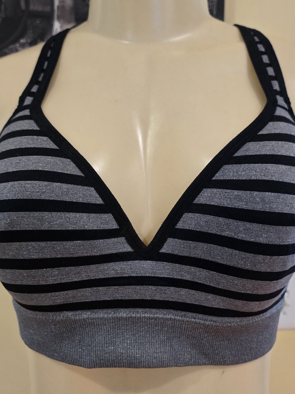 Jockey Striped Black & Gray Wireless Bralette - Women Intimates Sz Lg